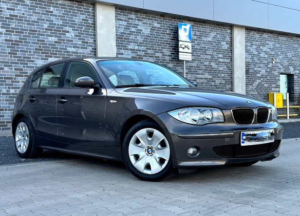 BMW Seria 1 cena 15900 przebieg: 185000, rok produkcji 2006 z Poznań małe 781